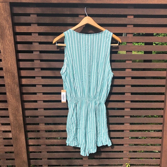 Audrey 3+1 Striped Romper w Bow —NWT - Picture 3 of 8